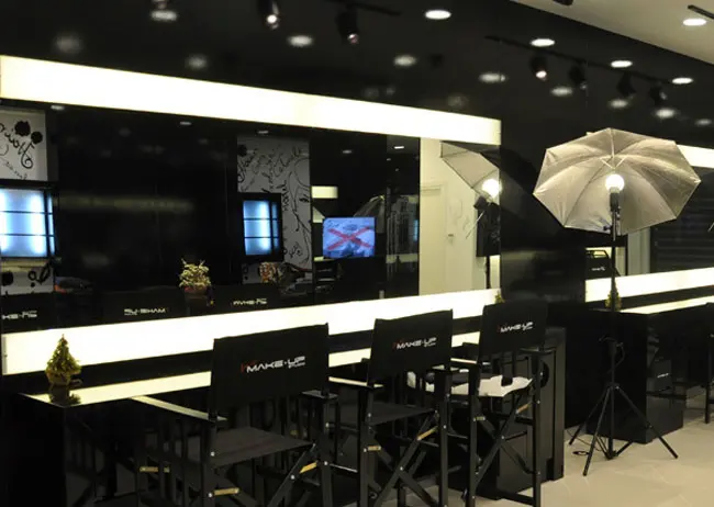 Faceart Make Up Studio iç mekan uygulaması